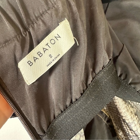 Babaton Snakeskin Reptile Print Strapless Cropped Jumpsuit Size 2 ** please read - Picture 4 of 11